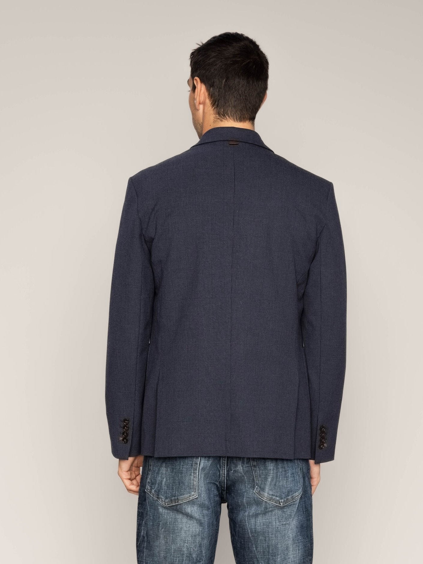 Modelshot / Navy Check / Detail